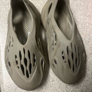 Brand: Adidas Yeezys